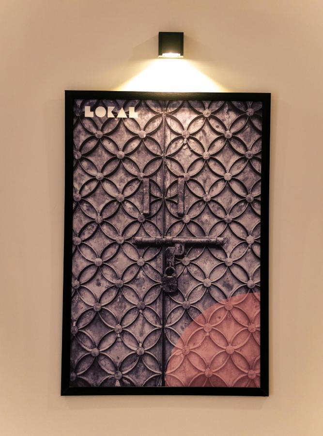 LOKAL Rooms x Shahrah-e-Faisal  Karachi Bagian luar foto
